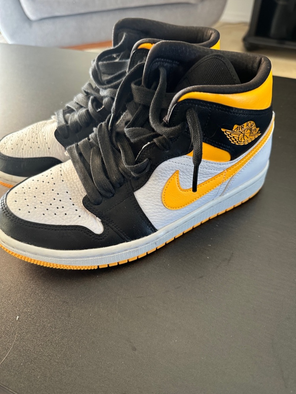 Nike Air Jordan 1 Mid Black White Yellow